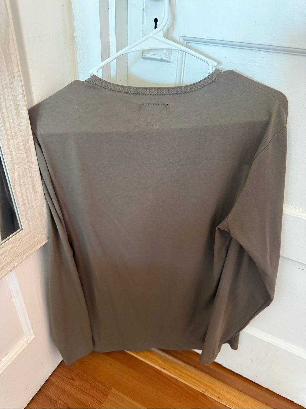 Cuts AO Long Sleeve Brown - Picture 3 of 3